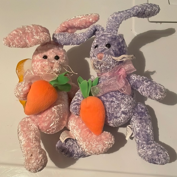 Plush Easter bunny rabbits - Picture 1 of 12